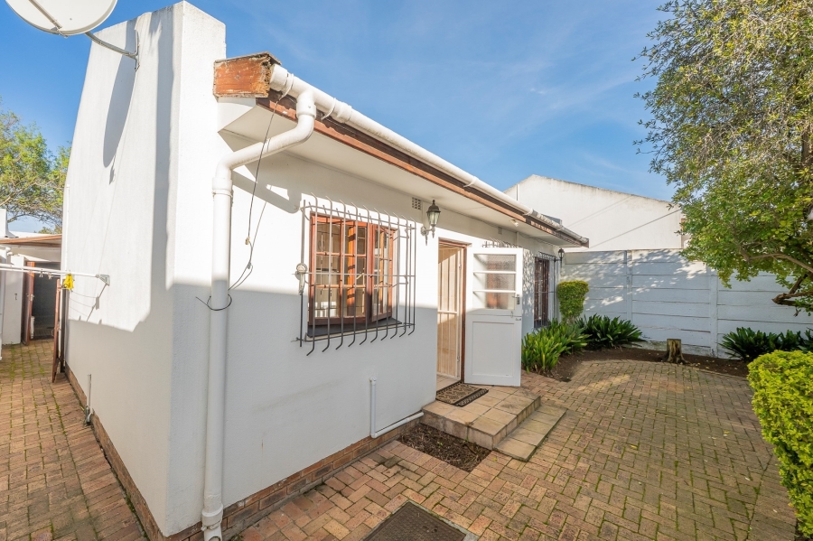 2 Bedroom Property for Sale in Vredekloof Western Cape